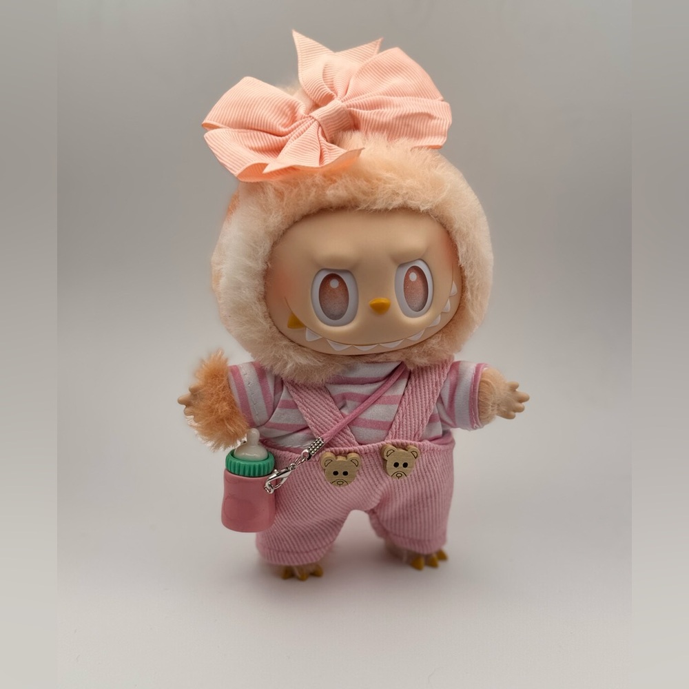 Labubu Pink Outfit